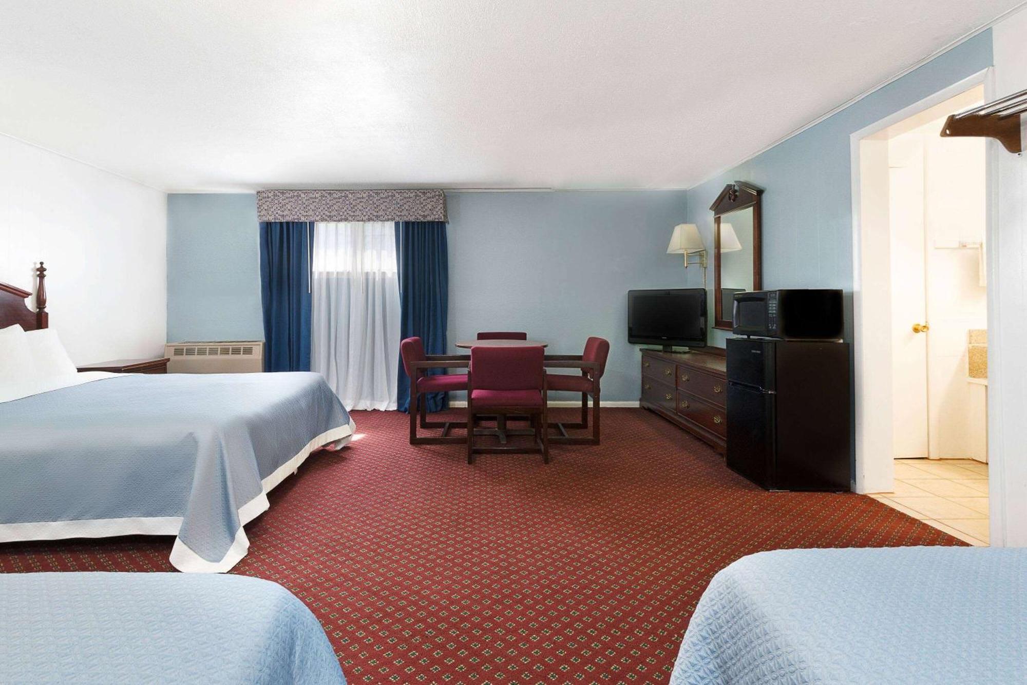 Travelodge By Wyndham Las Vegas Nm Buitenkant foto